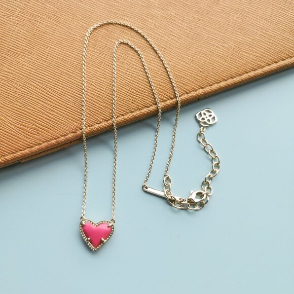 Kendra Scott Ari Heart Necklace - Gold Neon Pink - Picture 3 of 4